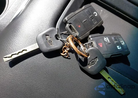 2018 Chevrolet Tahoe Ls из США, поврежденный, VIN 1GNSCAKCXJR253585